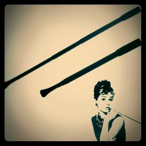 Audrey Hepburn 1920s Adjustable Cigarette Holder
